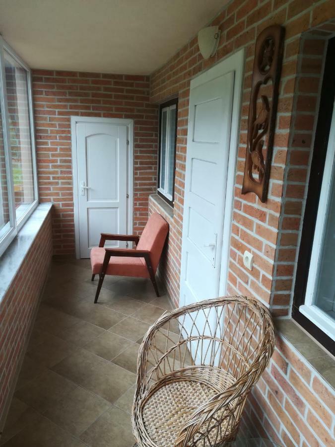 Pensiunea Colt Alb Baile Homorod Exterior photo